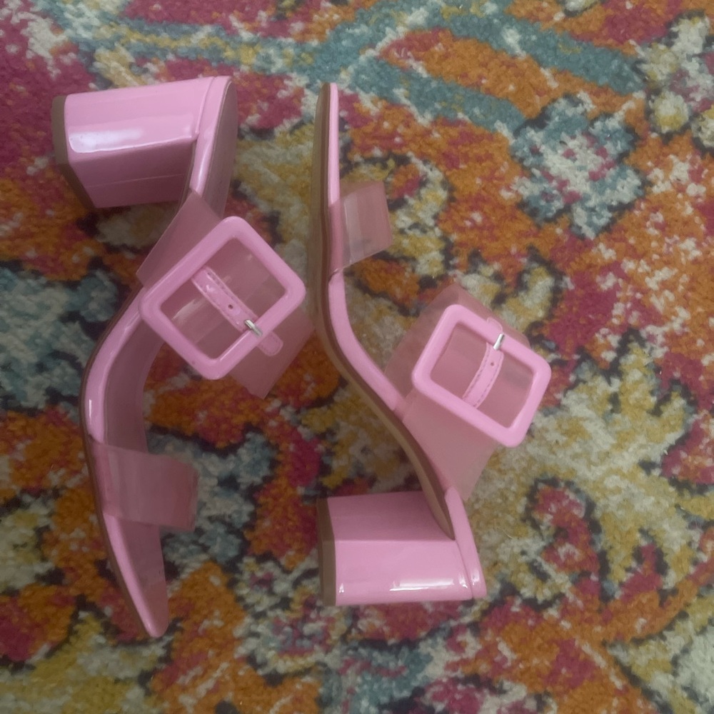 Pink heels